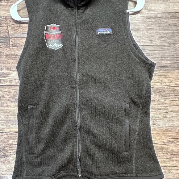 Patagonia Black Fleece Vest Zip-Up with Emblem patches - Picture 1 of 9